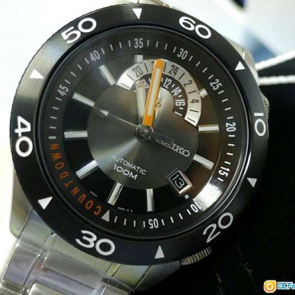 SEIKO 自動GMT 橙字橙針黑外圈內轉圈4R37A 99.99%以上新全齊- DCFever.com