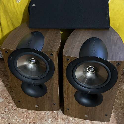 KEF IQ3 Speakers
