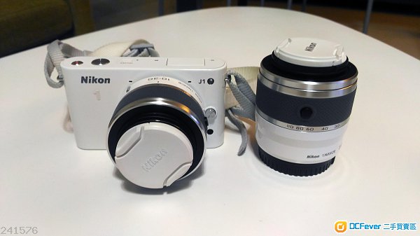 nikon 1 j1相机 白色 连10-30mm   30-110 mm double zoom kit